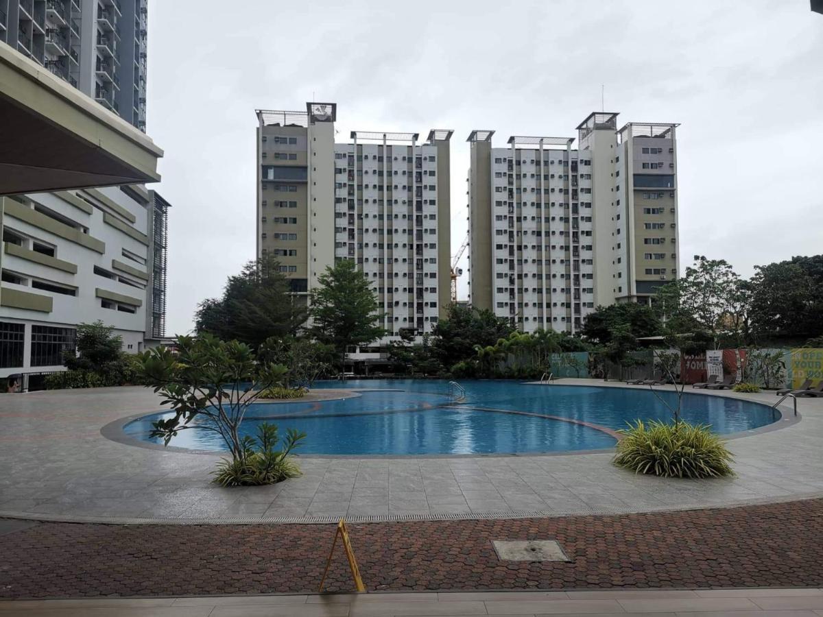 סבו Grand Residences Studio Unit - Walking Distance To It Park מראה חיצוני תמונה